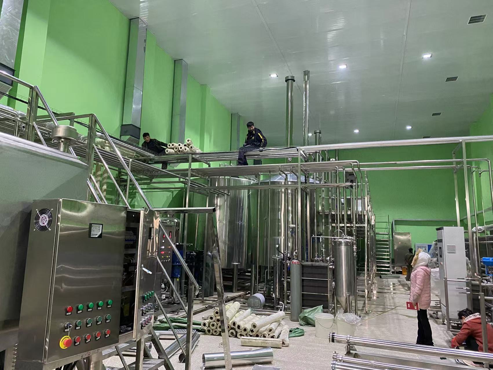灵寿精酿啤酒设备厂—精酿啤酒设备制造：传承工艺与创新科技的交融